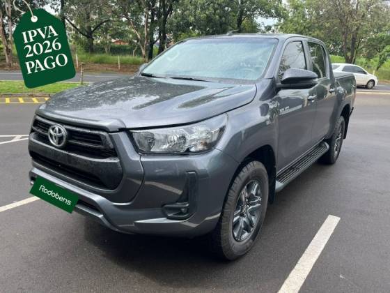TOYOTA HILUX 2.8 D-4D TURBO DIESEL CD SR 4X4 AUTOMÁTICO TOYOTA HILUX 2.8 D-4D TURBO DIESEL CD SR 4X4 AUTOMÁTICO